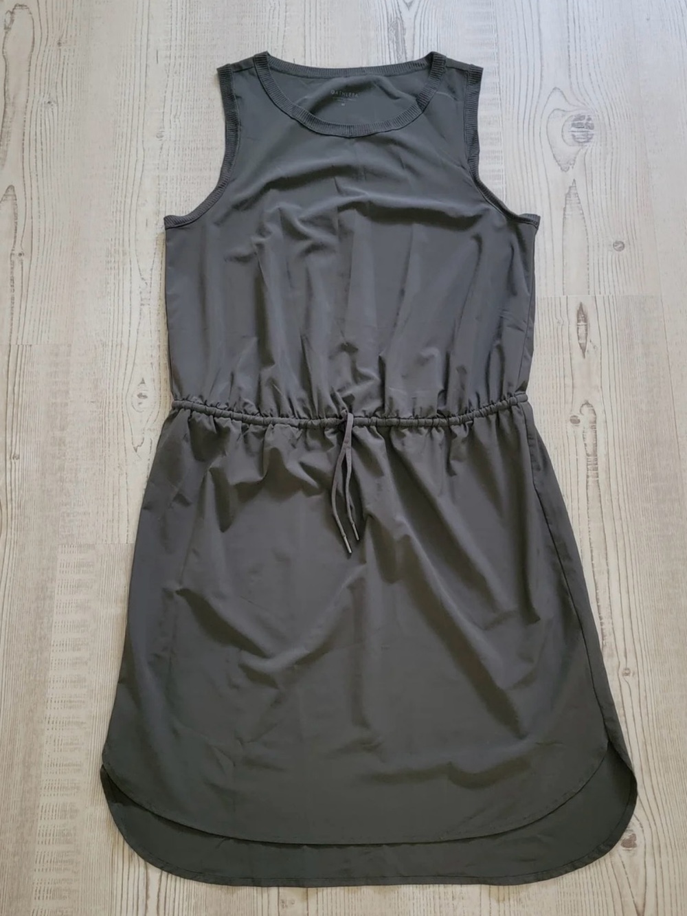 Athleta Rincon Dress, olive green